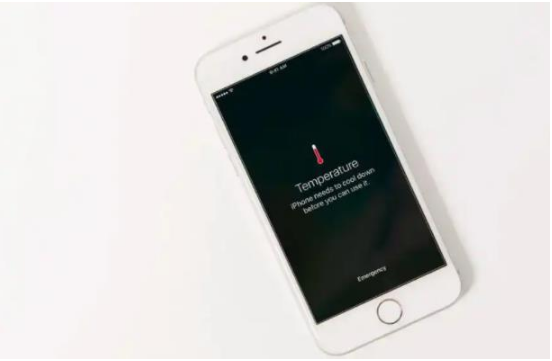 阿拉尔农场苹果手机维修分享iPhone 手机发热如何快速降温 